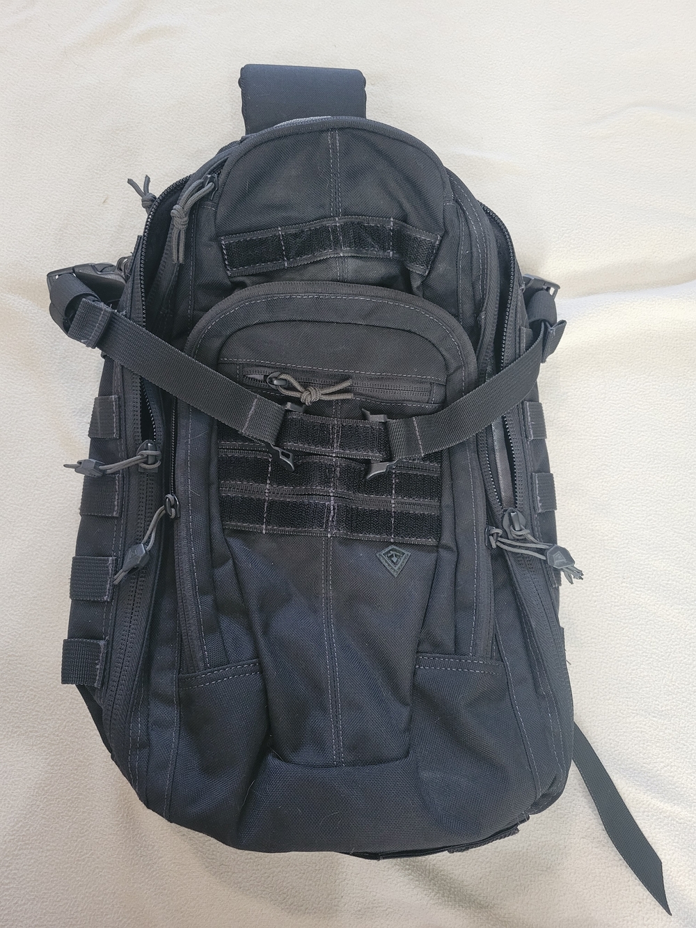 Men's Tactical CROSSHATCH Sling Bag - Black